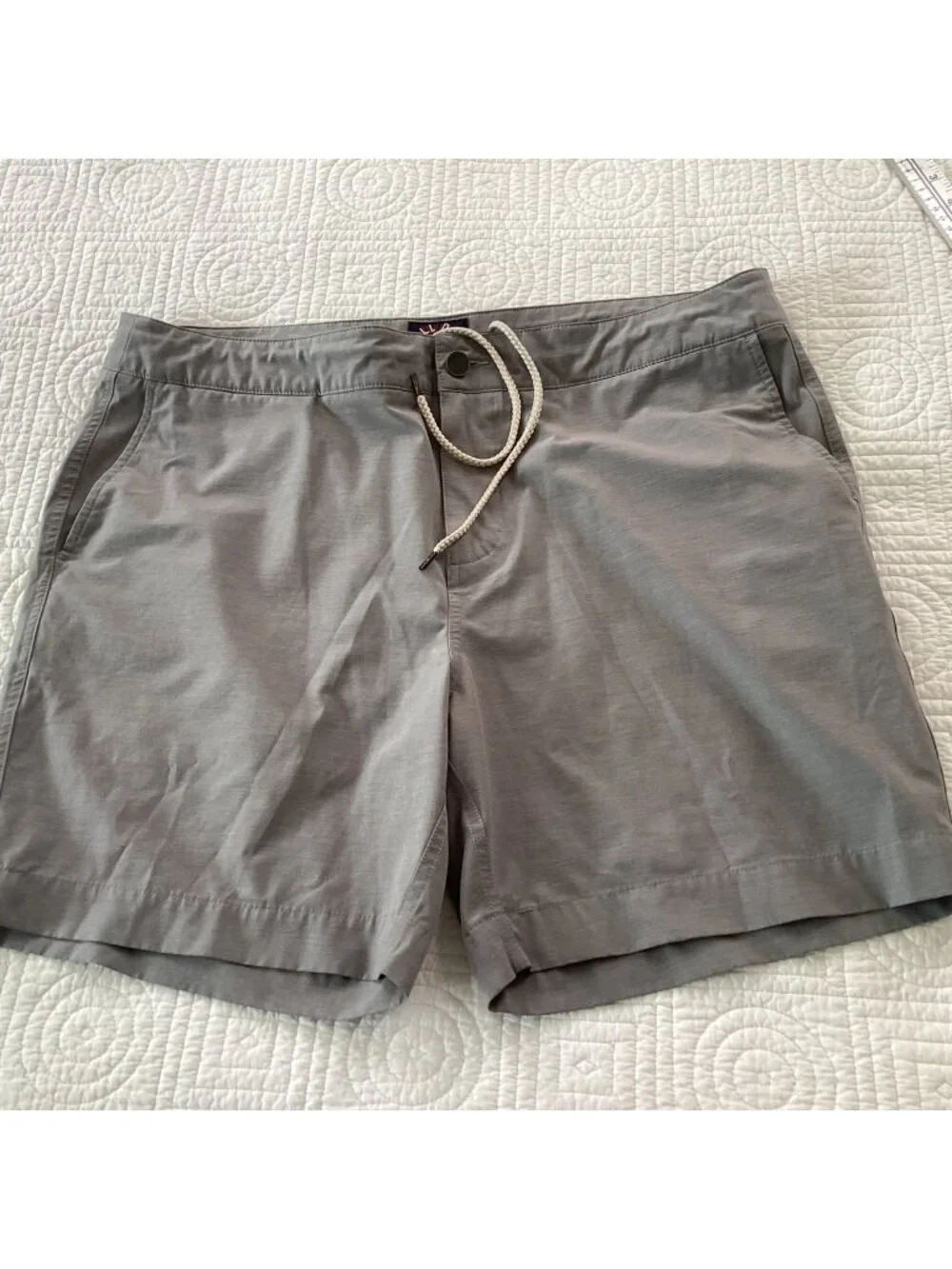 Faherty All Day Shorts Gray Size 36 Casual Drawstring Pockets Performance Lightw